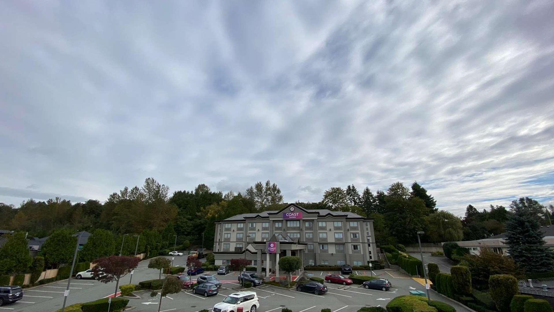 Coast Abbotsford Hotel & Suites Buitenkant foto