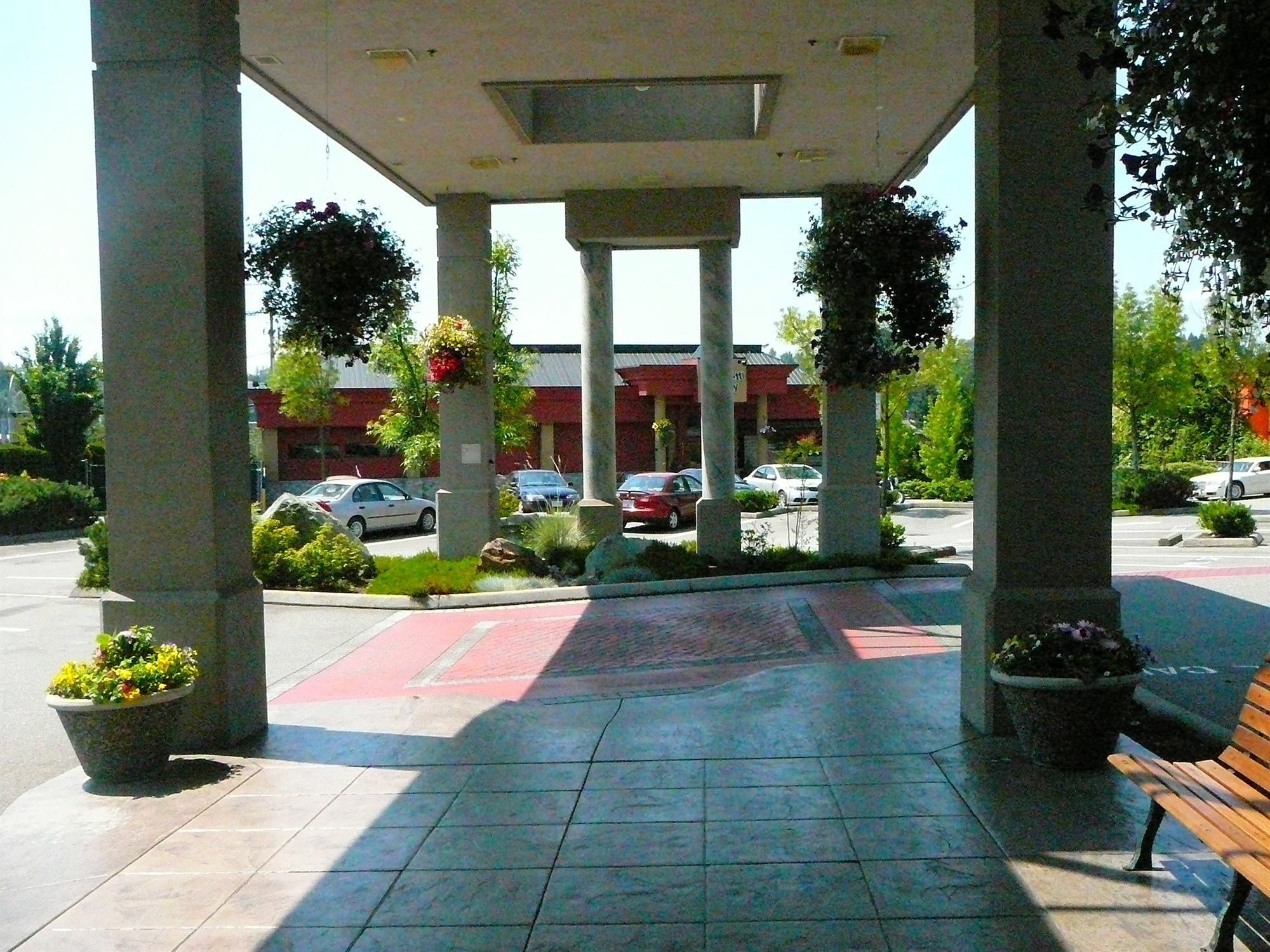 Coast Abbotsford Hotel & Suites Buitenkant foto
